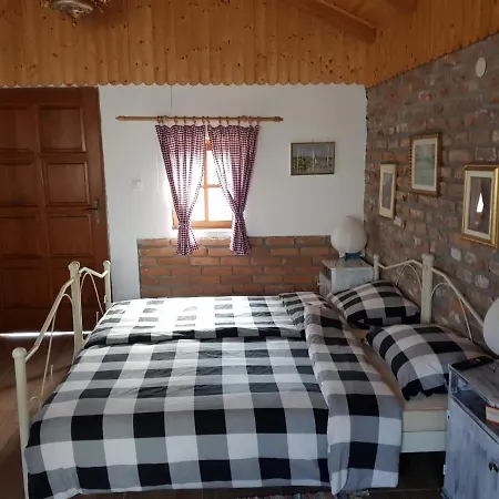 Studio Apartment Romeo Velika Gorica Exterior photo