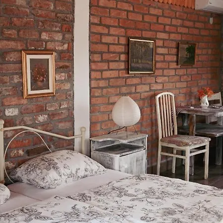 Studio Apartment Romeo Velika Gorica Exterior photo